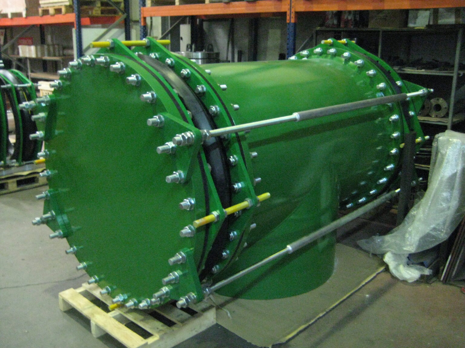 F001 - Codo en forma de T